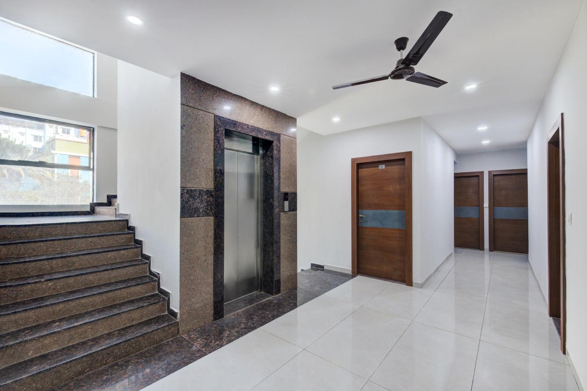 Hotel Park Lane Yelahanka Bangalore Exterior photo